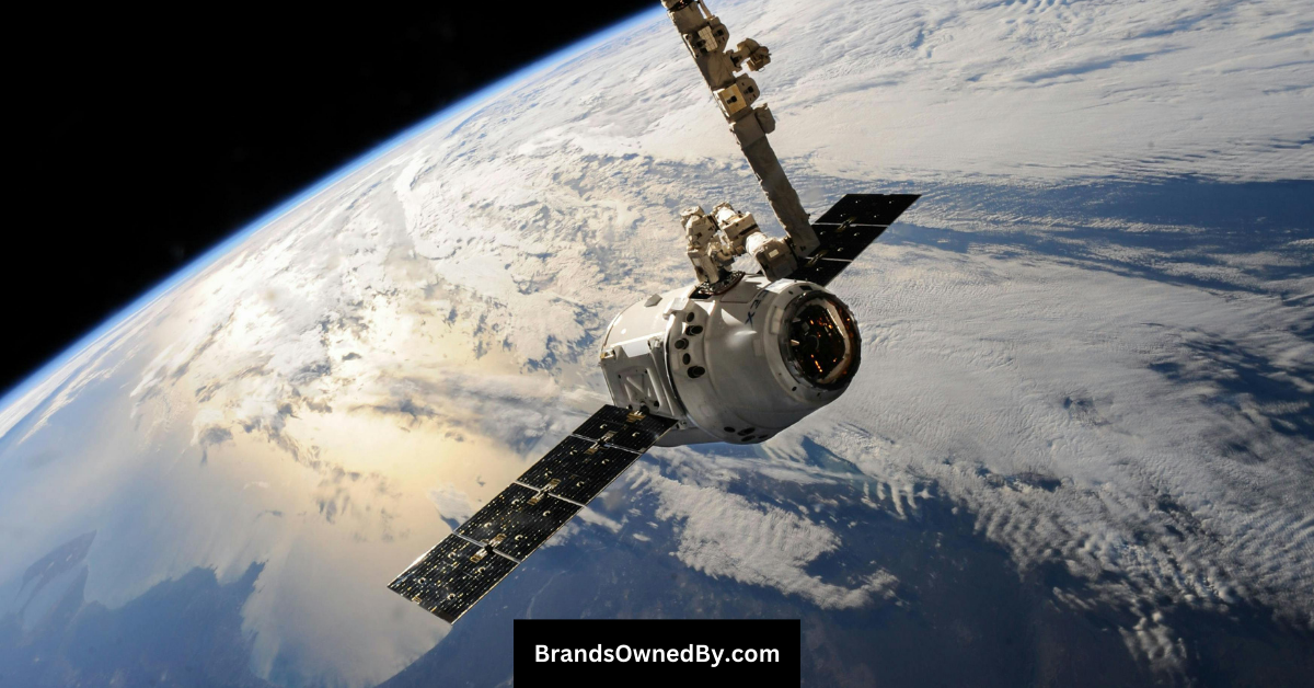 who owns starlink
