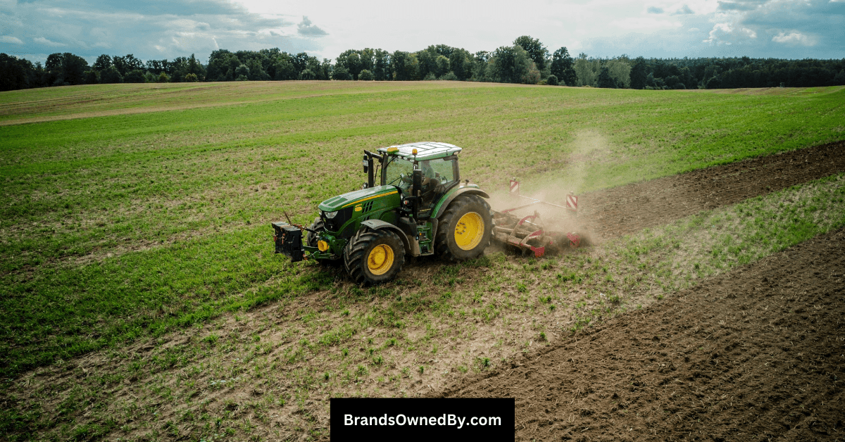 Who Owns John Deere: Top Shareholders